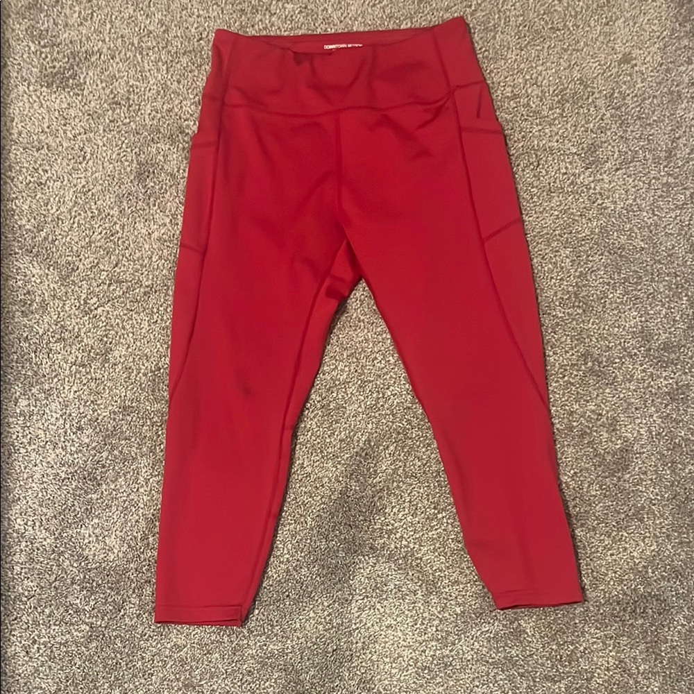 Downtown Motion Workout Capri Leggings Size Large